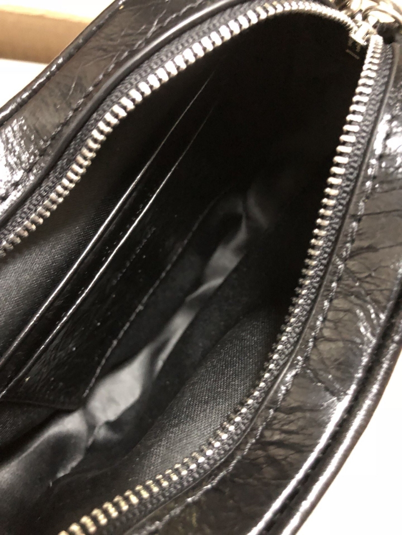 Ba1en*iaga le cagole bags